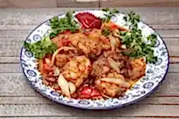 Минтай жареный острый с болгарским перцем и луком (250 гр.)