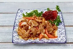 Баранина с морковью и луком (220 гр.)